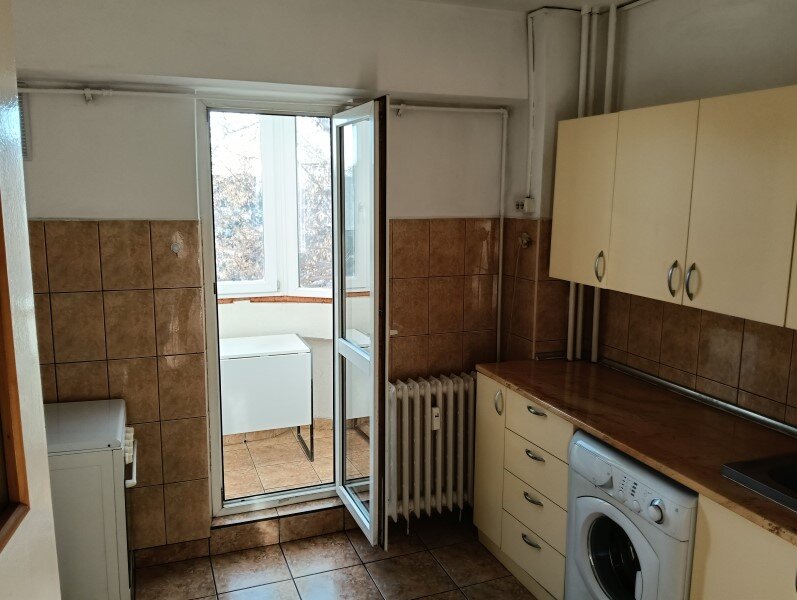 Mihai Bravu, Muncii,